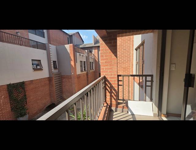 1 BEDROOM FLAT TO LET IN DOUGLASDALE